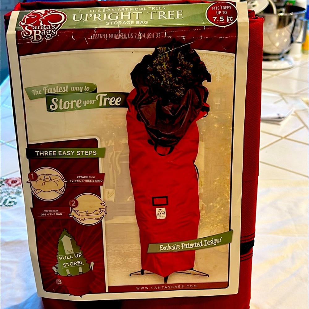 Santa Bags Store A Tree Upright Tree Bag Fits trees up to 7.5 feet (New)